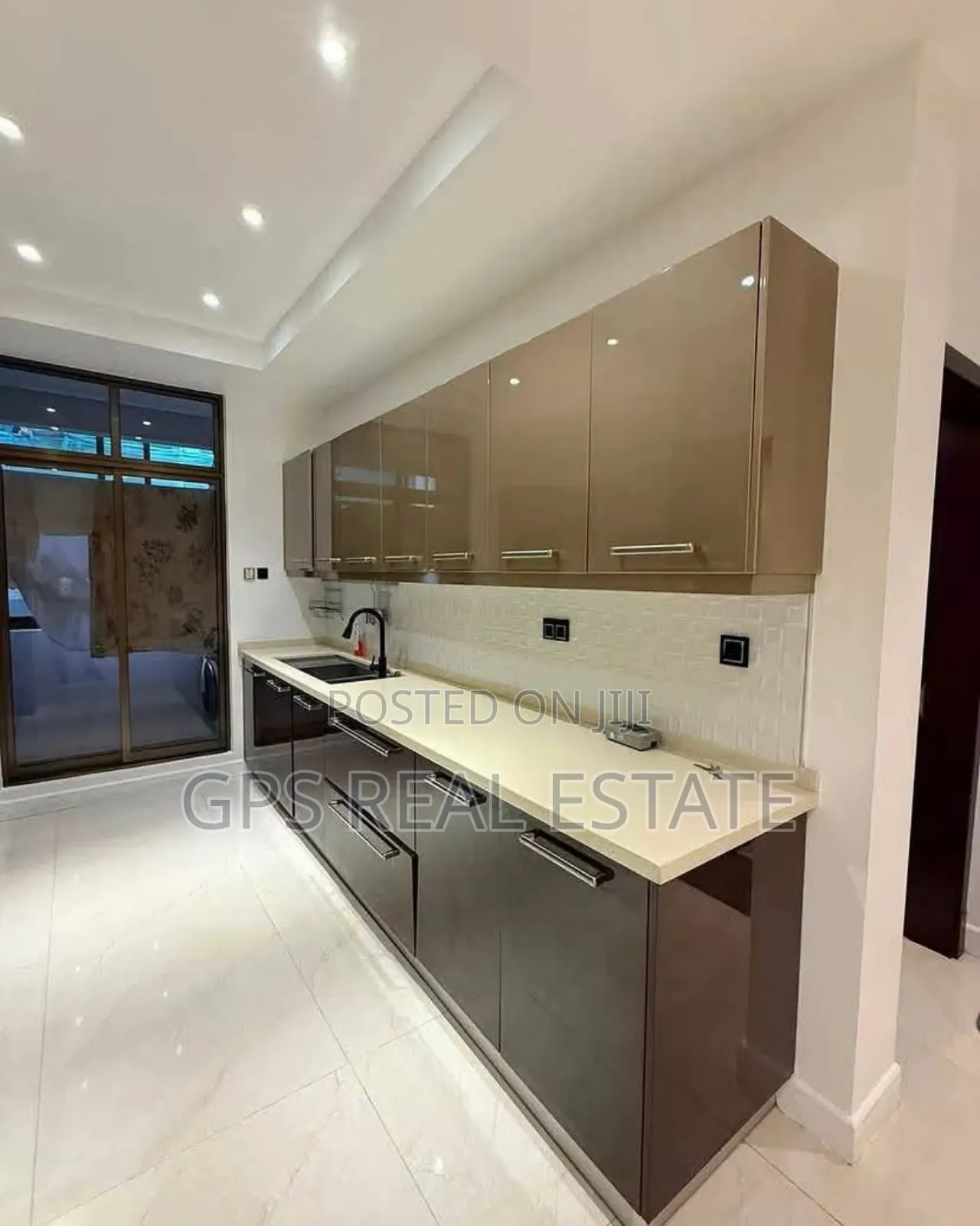 Furnished 2bdrm Apartment in Masaki, Kinondoni for sale