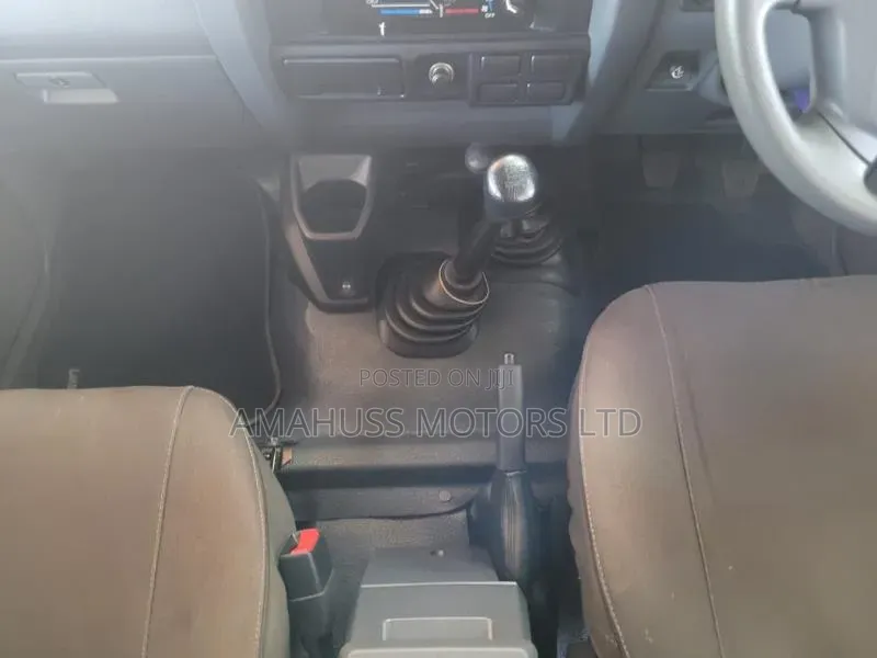 Toyota Land Cruiser 2018 Beige