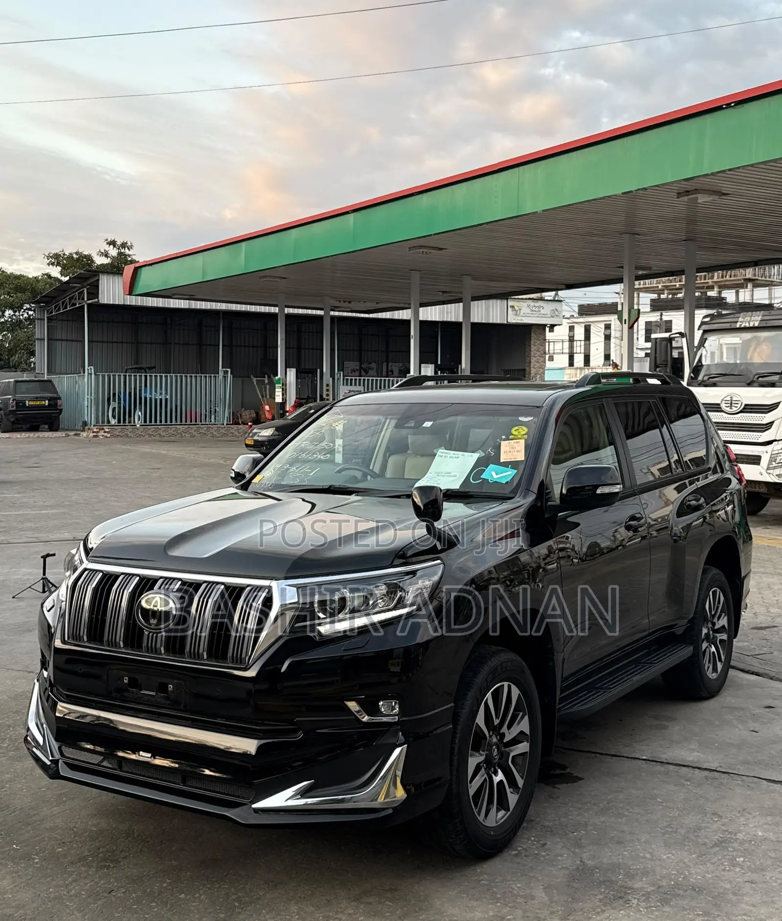 Toyota Land Cruiser Prado 2.7 2022 Black