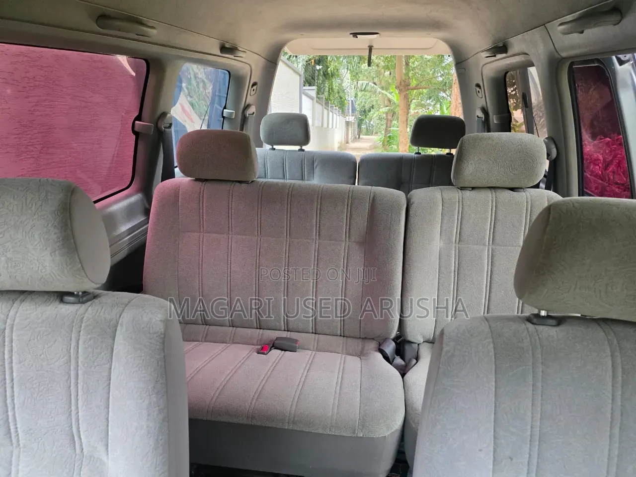 Toyota Noah 2001 Silver