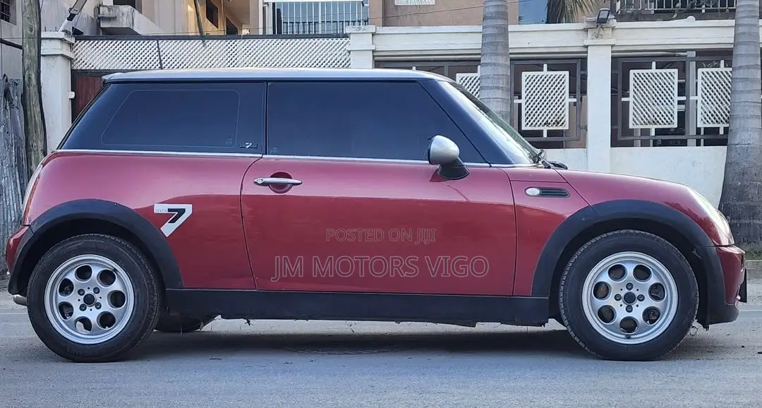 Mini Cooper 2006 Red