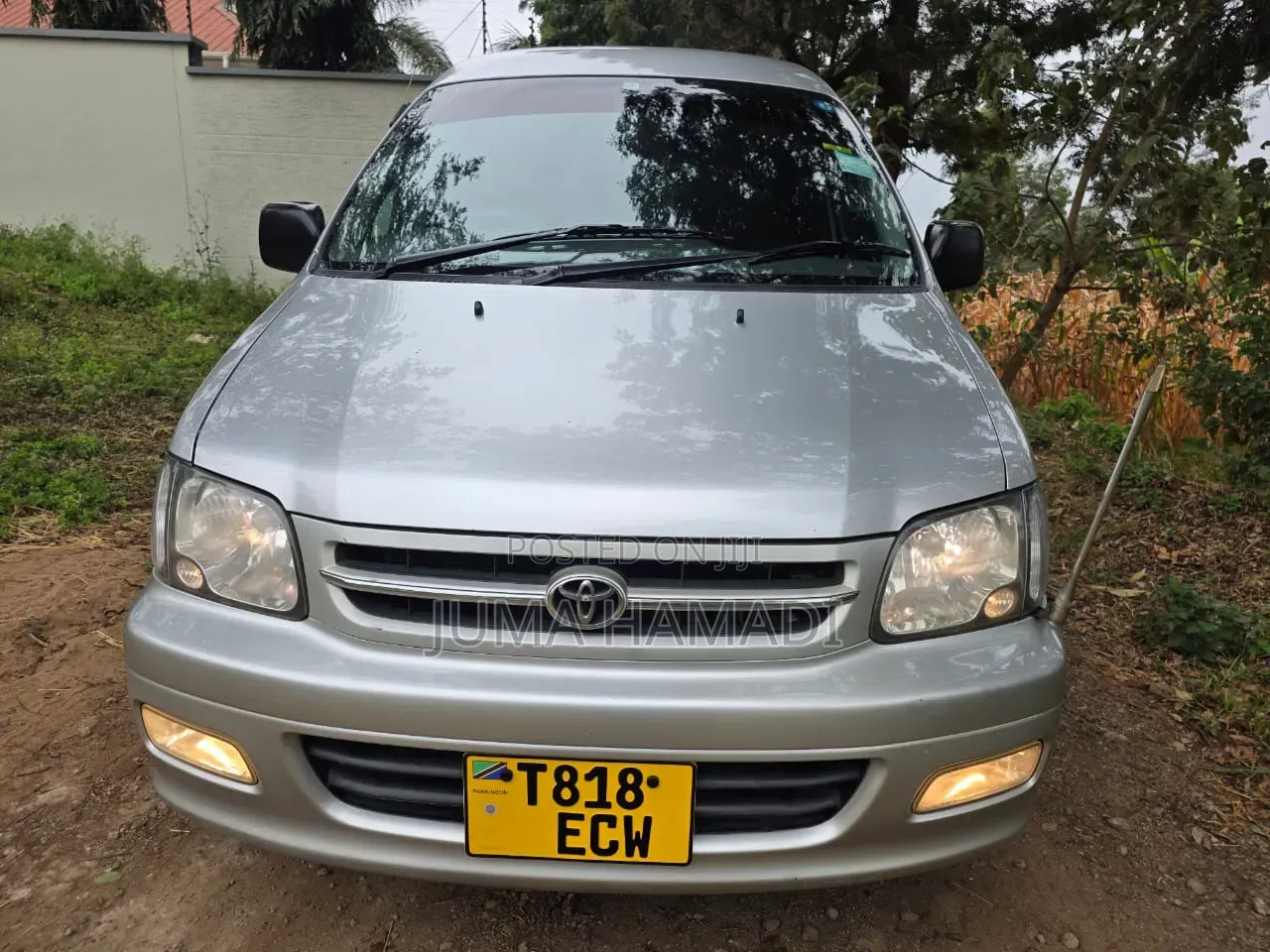 Toyota Noah 2001 Silver