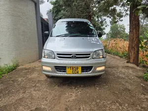 Toyota Noah 2001 Silver