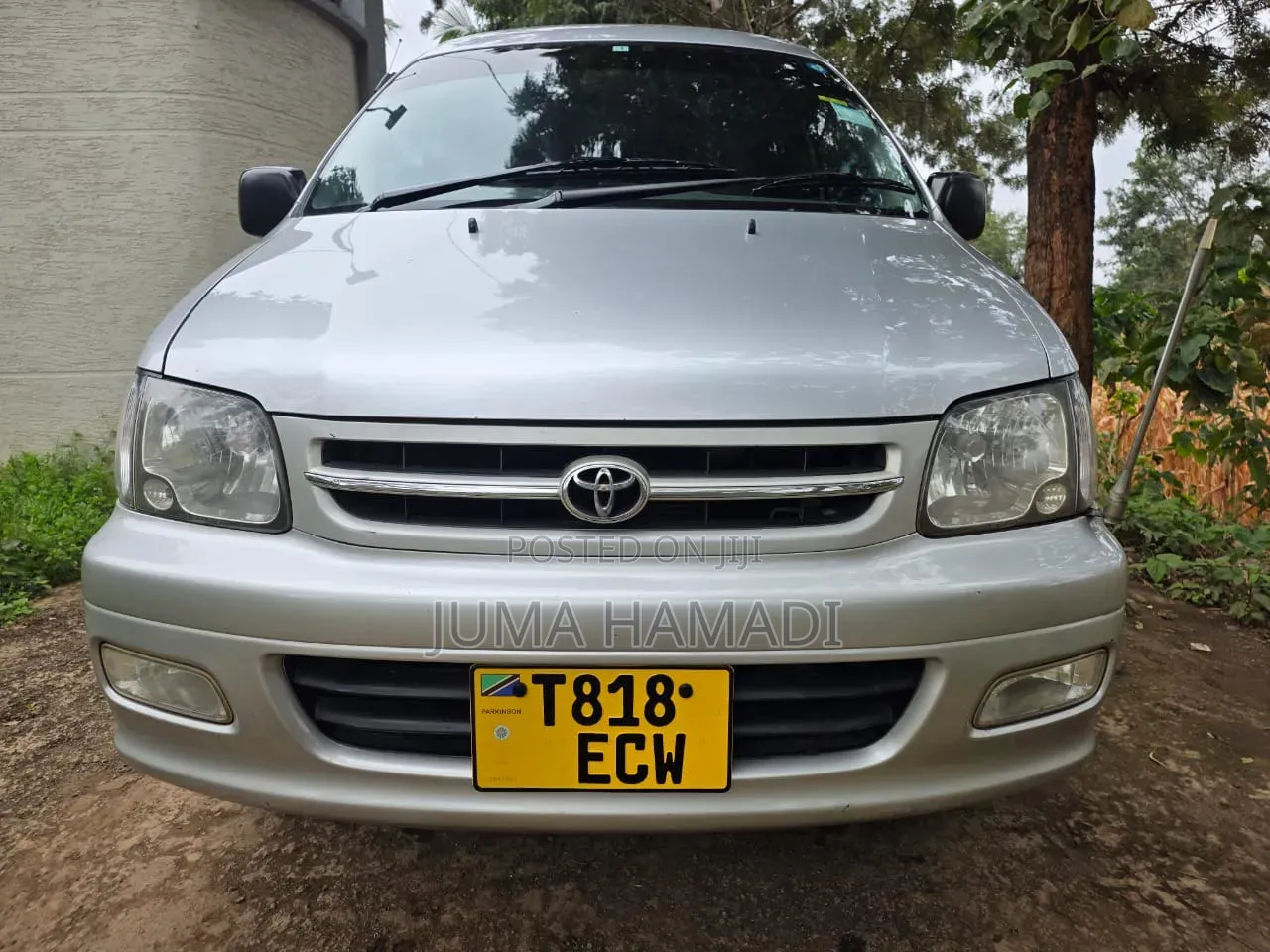 Toyota Noah 2001 Silver