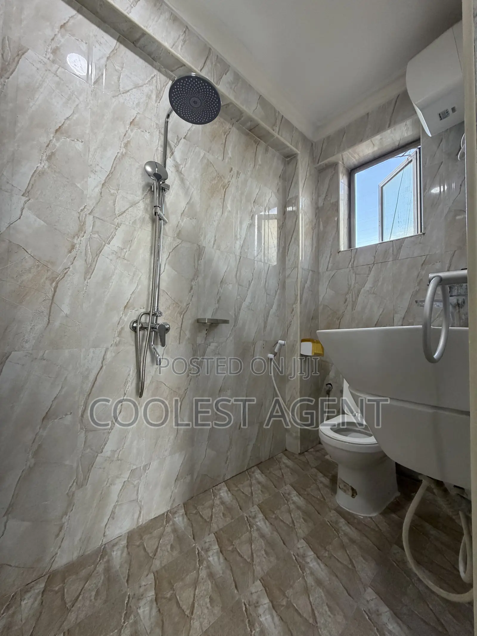 Furnished 2bdrm Penthouse in Coolest Estate for rent