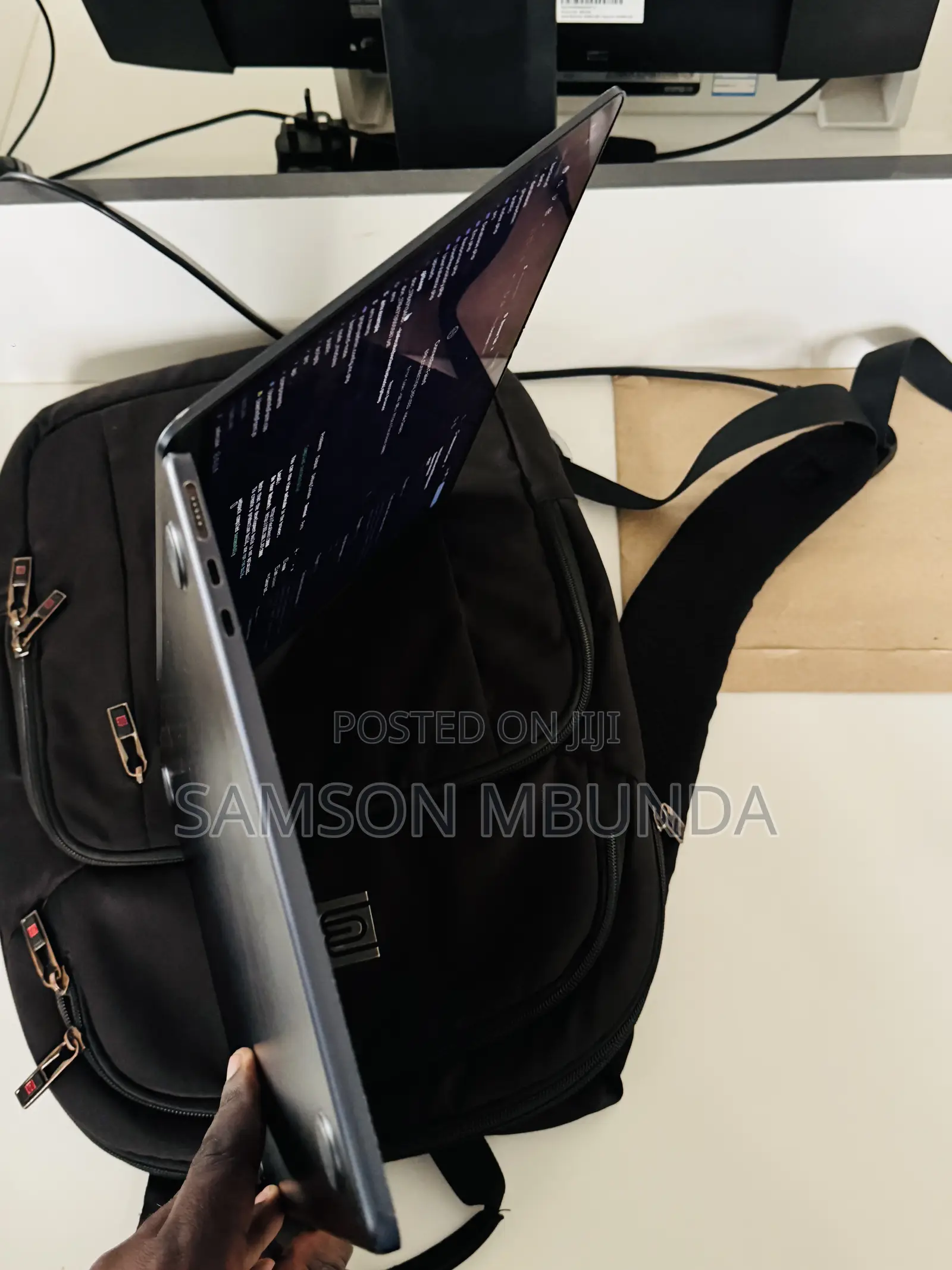 Laptop Apple MacBook Air 2022 M2 8GB Apple M2 SSD 256GB