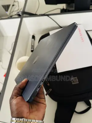 Laptop Apple MacBook Air 2022 M2 8GB Apple M2 SSD 256GB