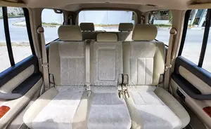 Toyota Land Cruiser HDJ 100 2004 White