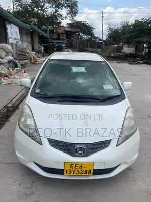 Honda Fit 2012 Pearl