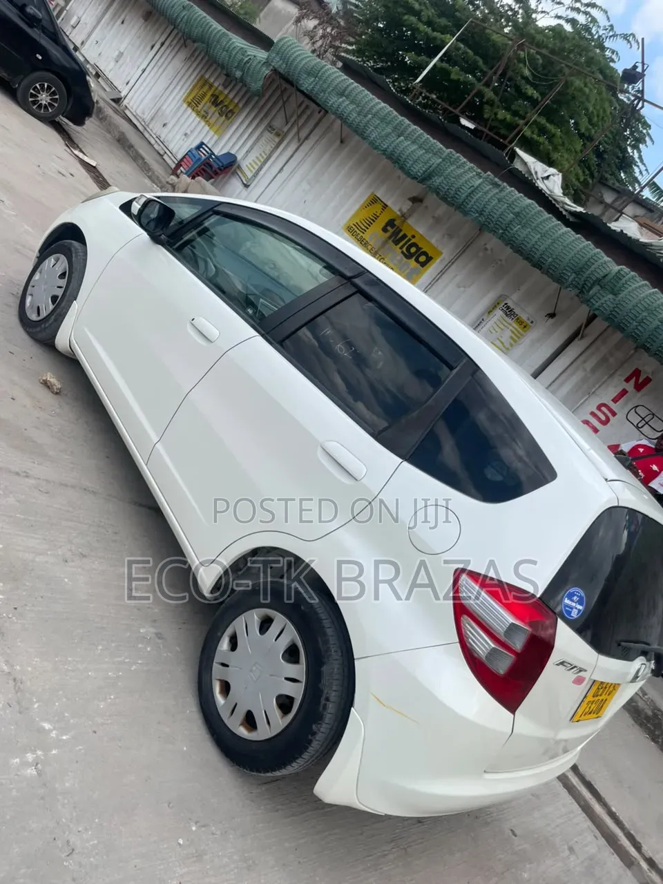 Honda Fit 2012 Pearl