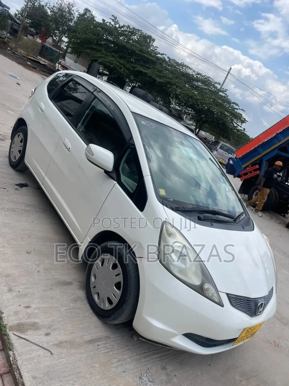Honda Fit 2012 Pearl