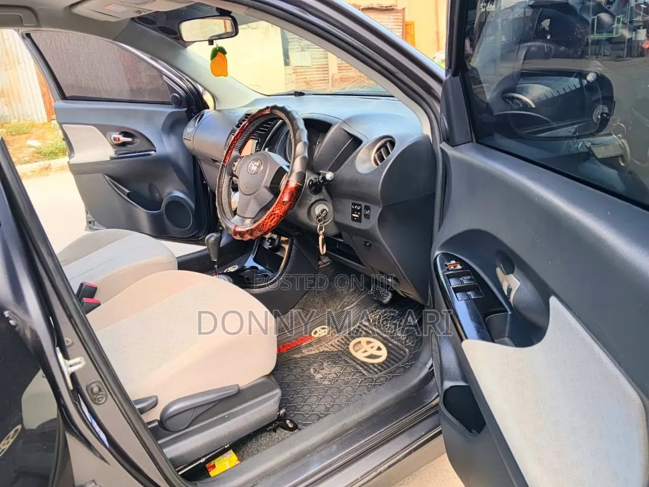 Toyota IST 2007 Gray