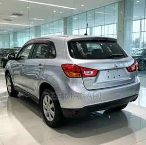 Mitsubishi RVR 2013 Silver