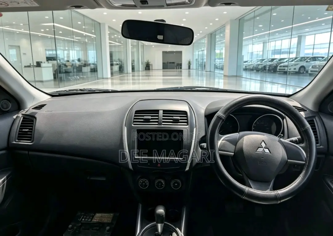 Mitsubishi RVR 2013 Silver