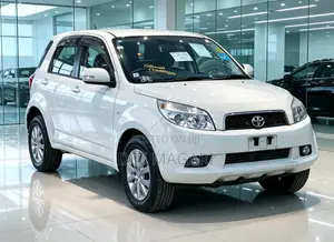 Toyota Rush 2007 White