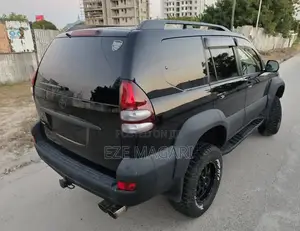 Toyota Land Cruiser Prado 2007 Black