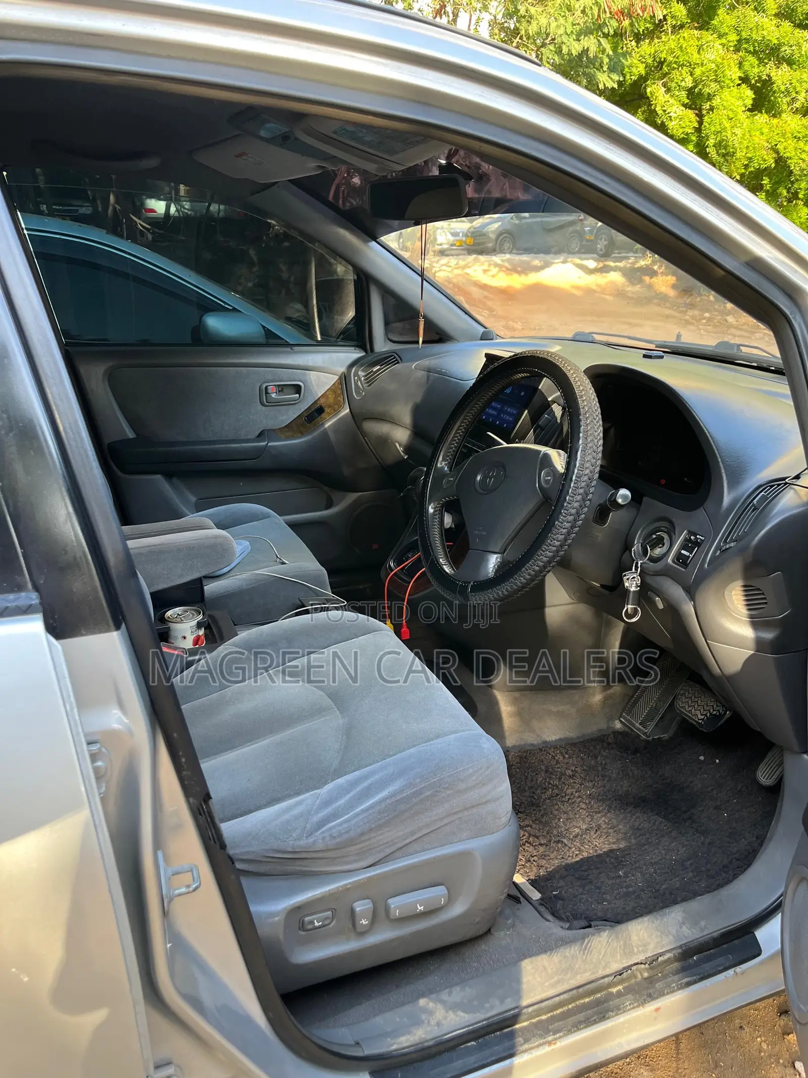 Toyota Harrier 2002 Silver