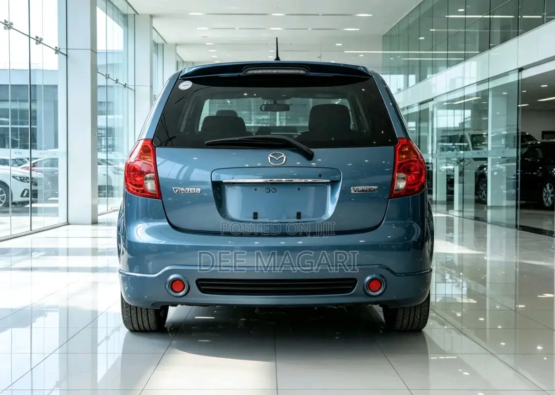 Mazda Verisa 2004 Blue
