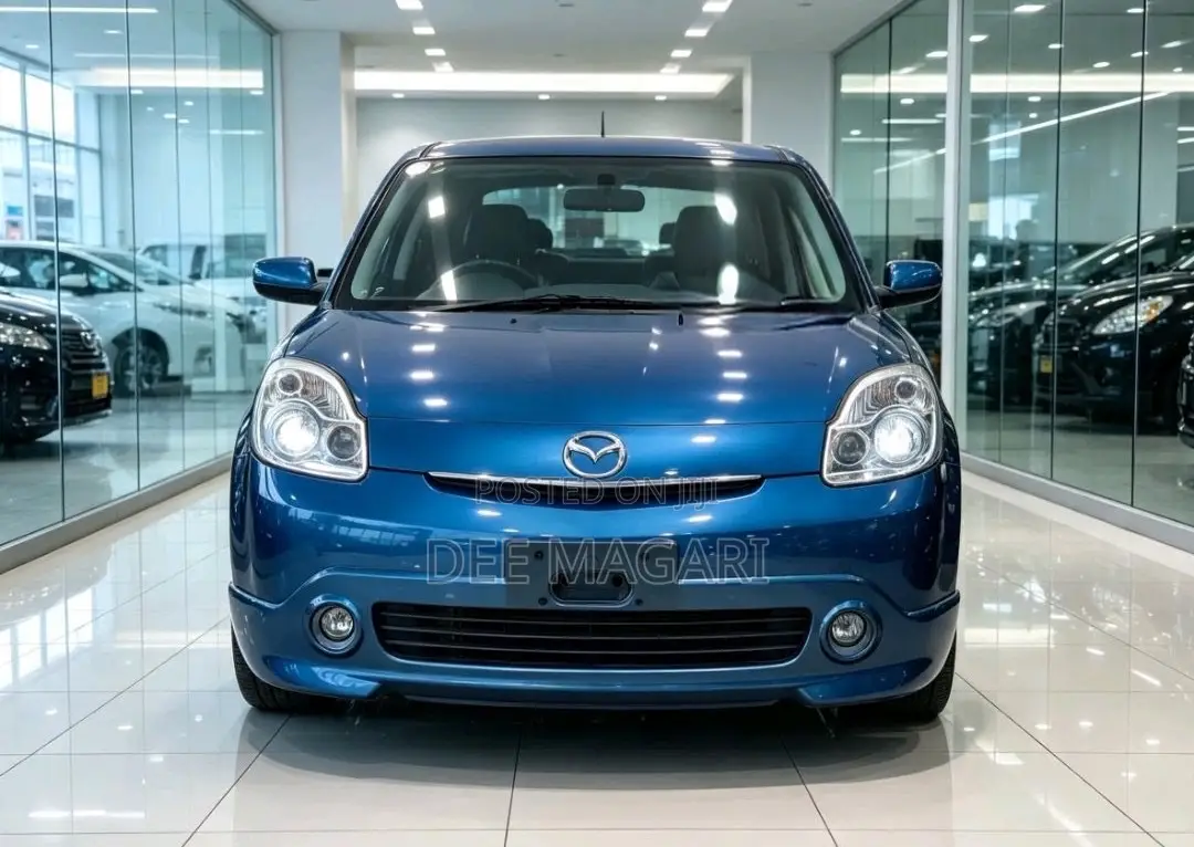 Mazda Verisa 2004 Blue