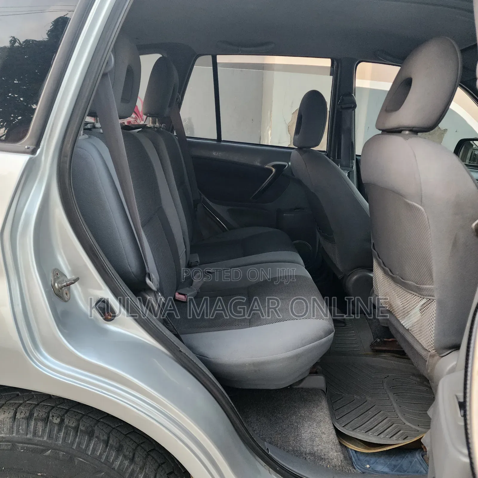Toyota RAV4 Automatic 2003 Silver