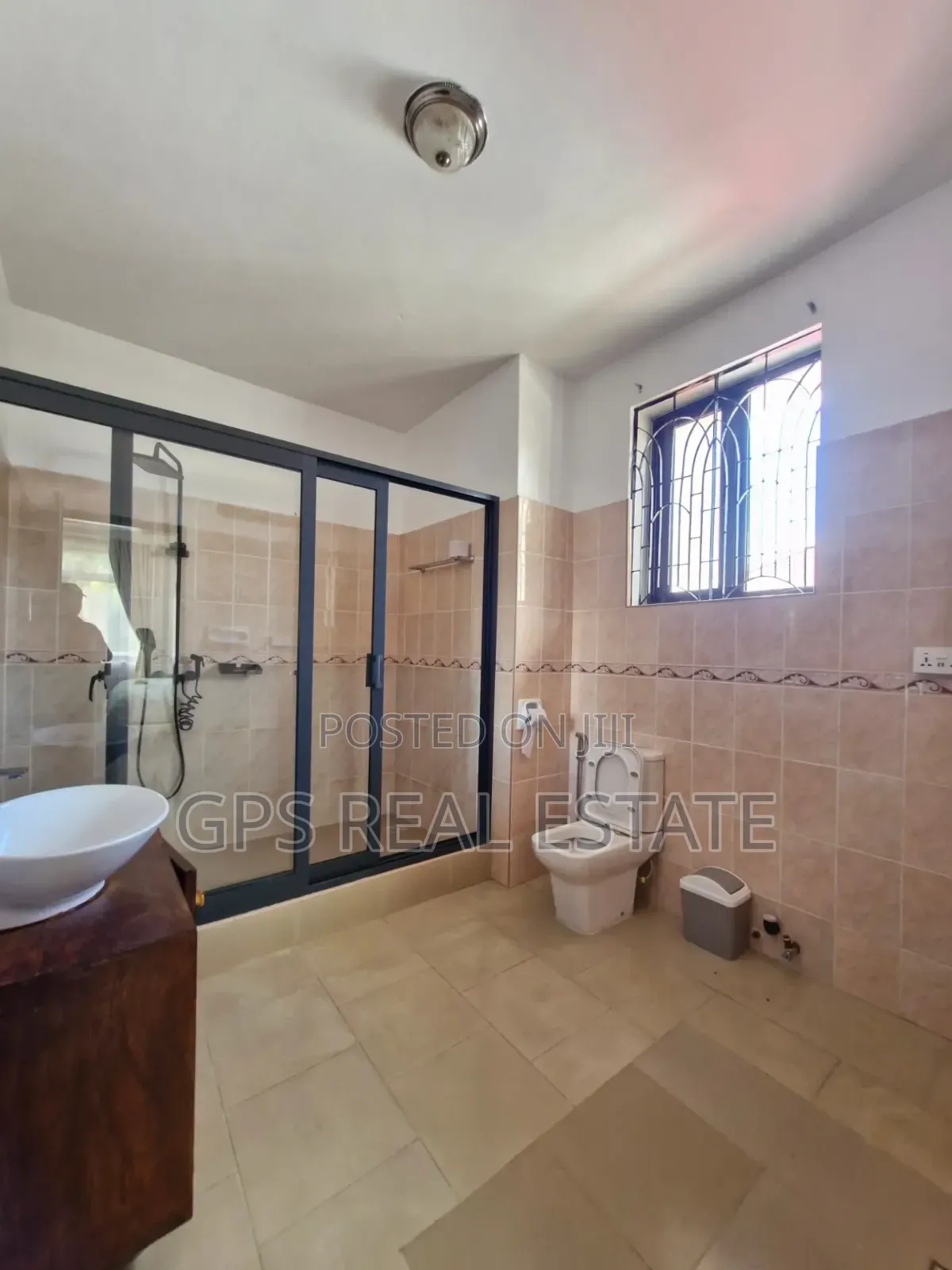Furnished 4bdrm House in Kawe Beach, Kinondoni for rent