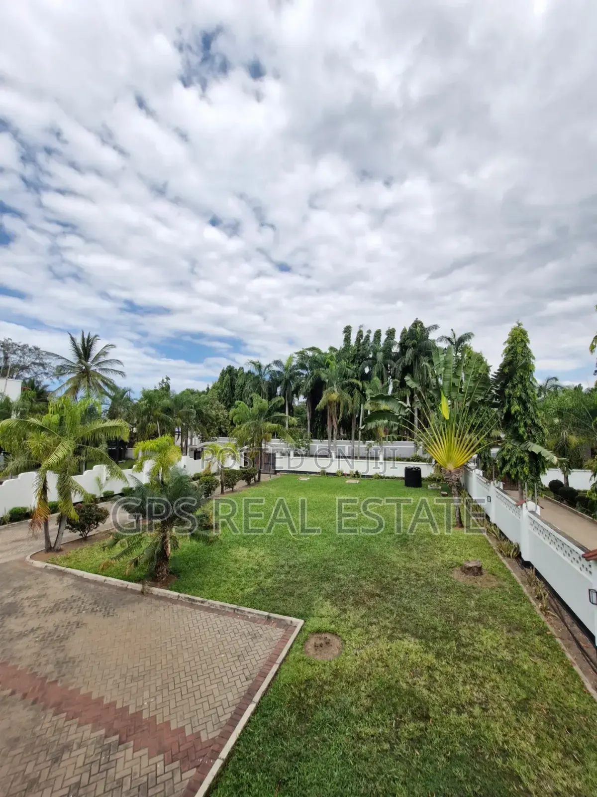 Furnished 4bdrm House in Kawe Beach, Kinondoni for rent