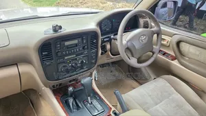 Toyota Land Cruiser Prado 2002 Silver
