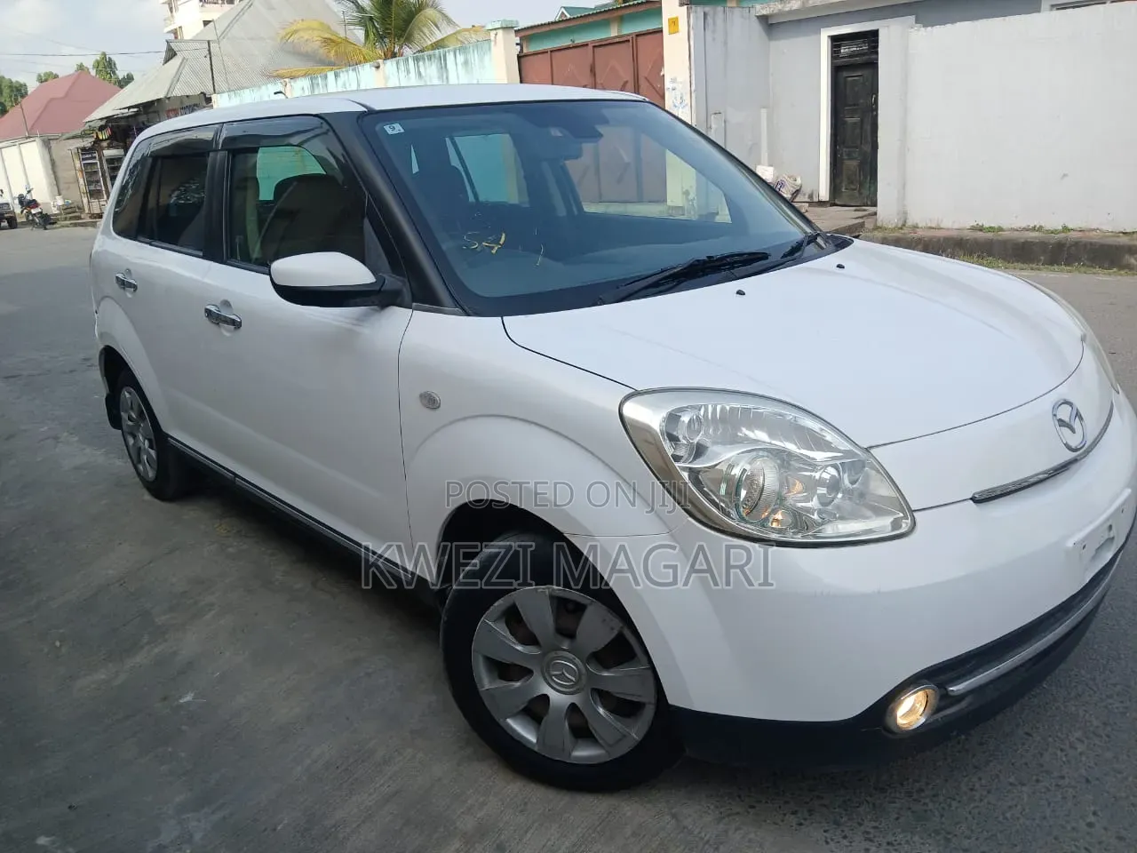 Mazda Verisa 2012 White