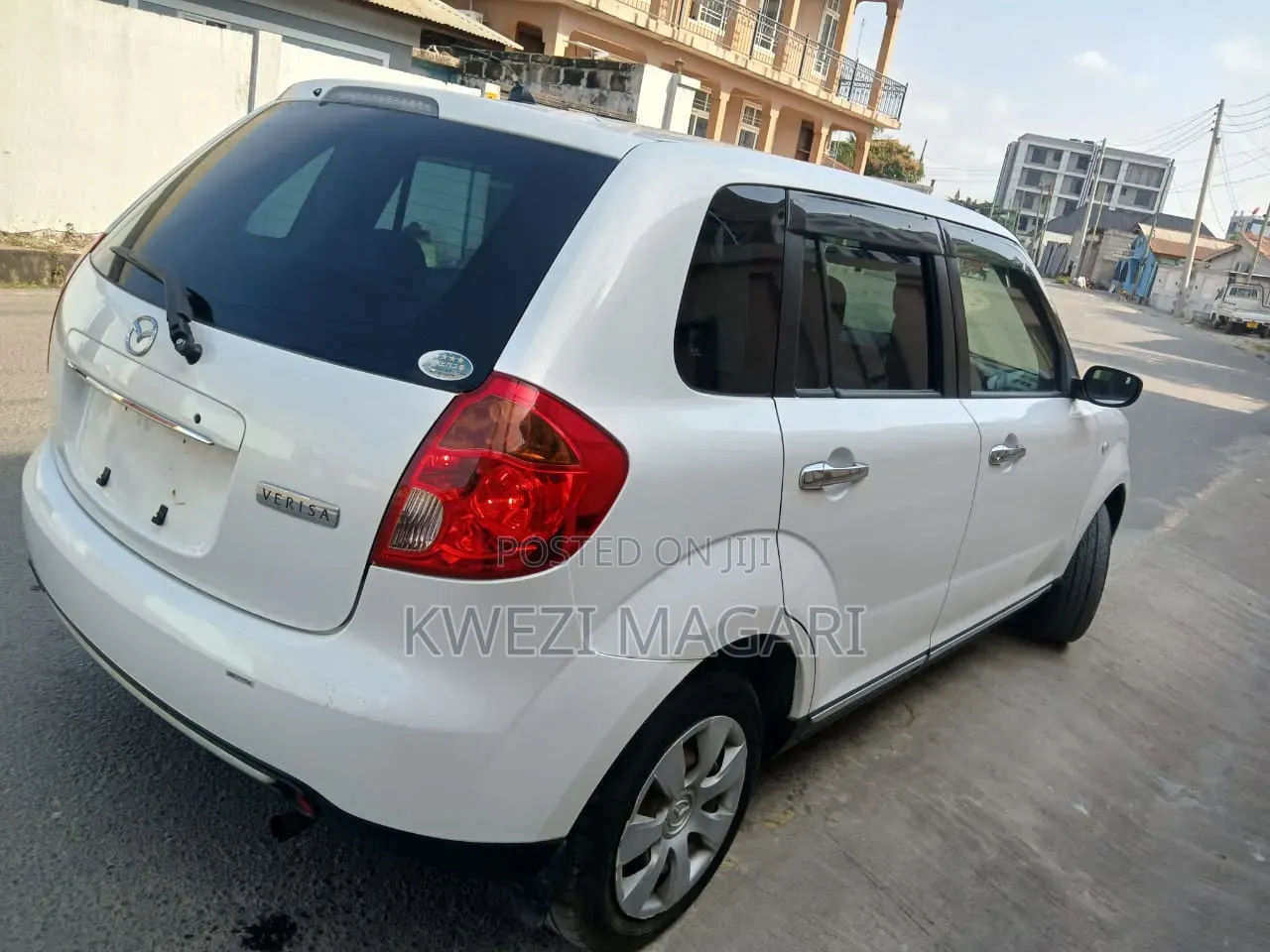 Mazda Verisa 2012 White