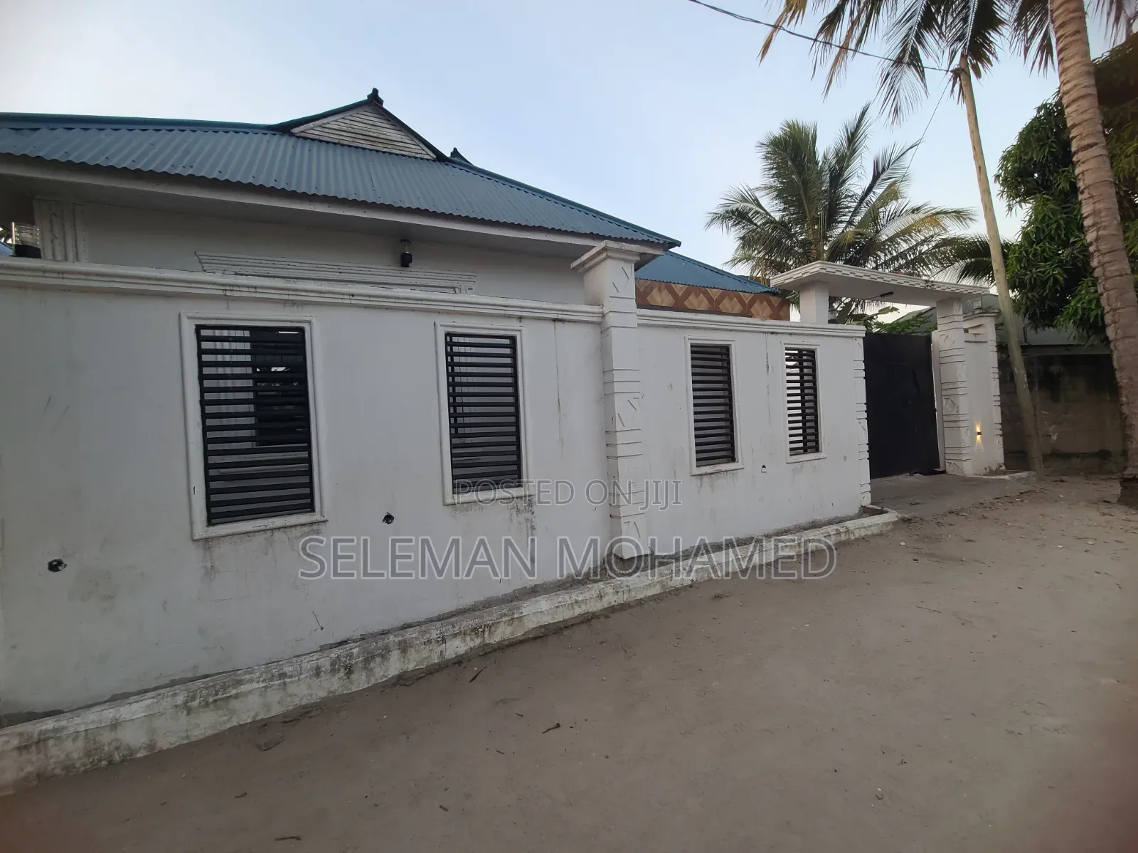 Furnished 3bdrm House in Biriani Real Estate, Chamazi for sale
