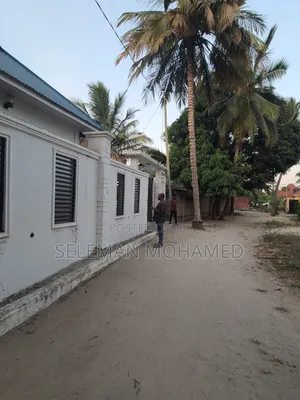 Furnished 3bdrm House in Biriani Real Estate, Chamazi for sale