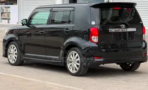 Toyota Corolla Rumion 2009 Black