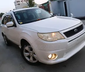 Subaru Forester 2009 White