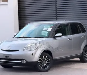 Mazda Verisa 2011 Silver