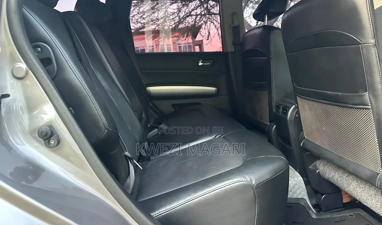 Nissan X-Trail 2010 Silver