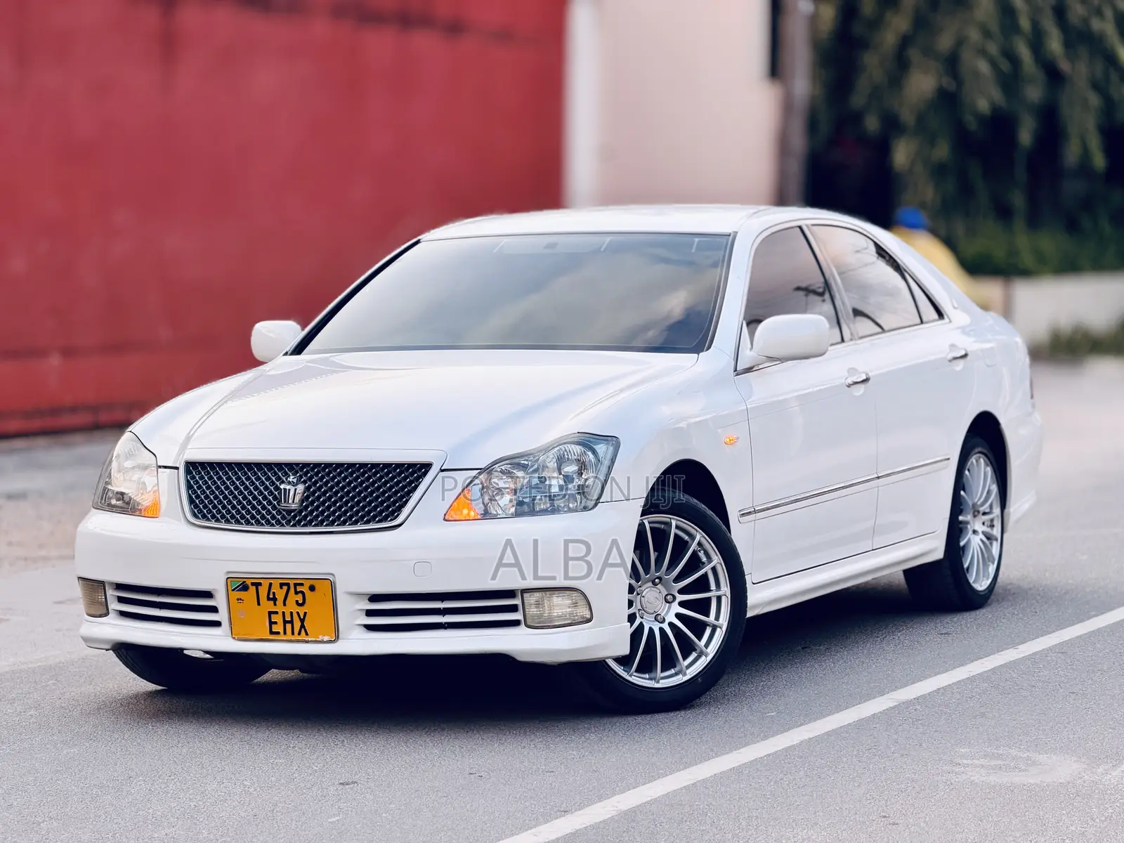 Toyota Crown Royale 2005 Pearl
