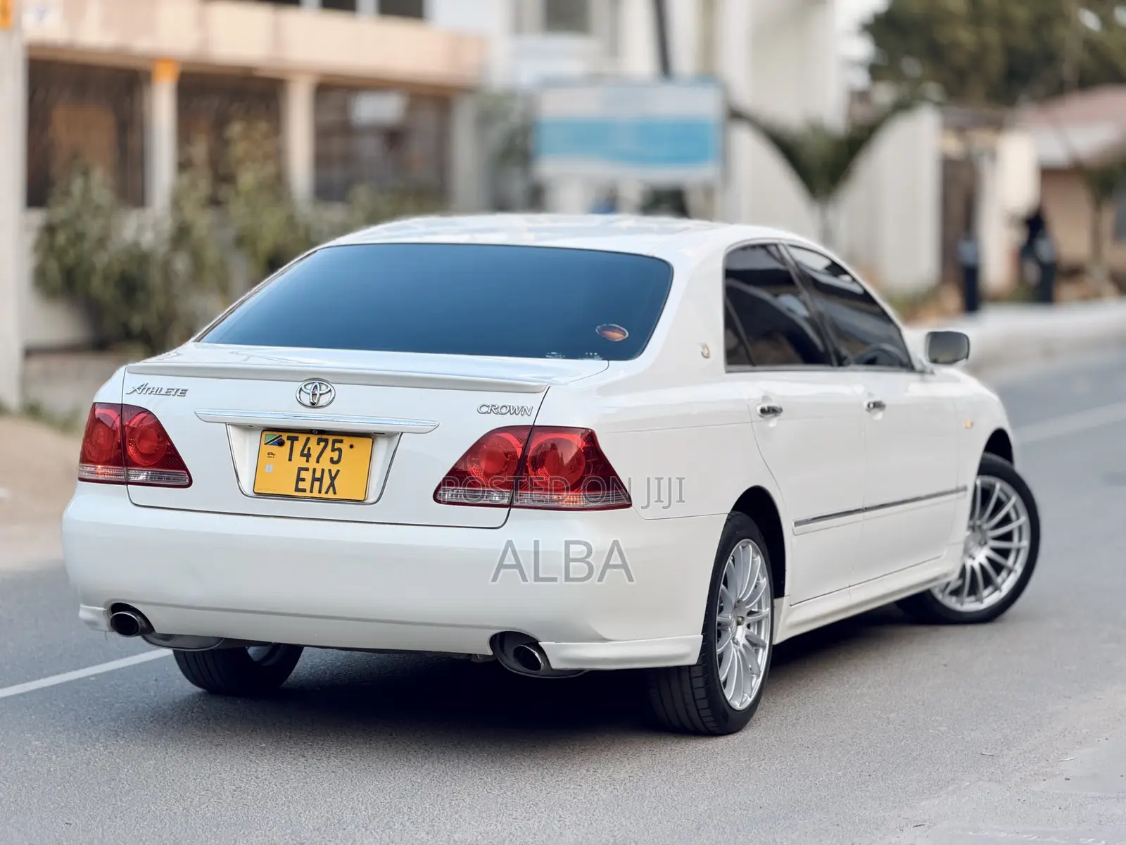 Toyota Crown Royale 2005 Pearl