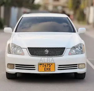 Toyota Crown Royale 2005 Pearl