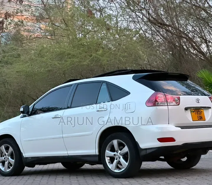 Toyota Harrier 2019 White