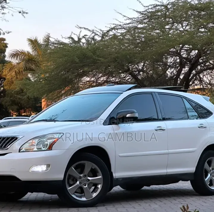 Toyota Harrier 2019 White