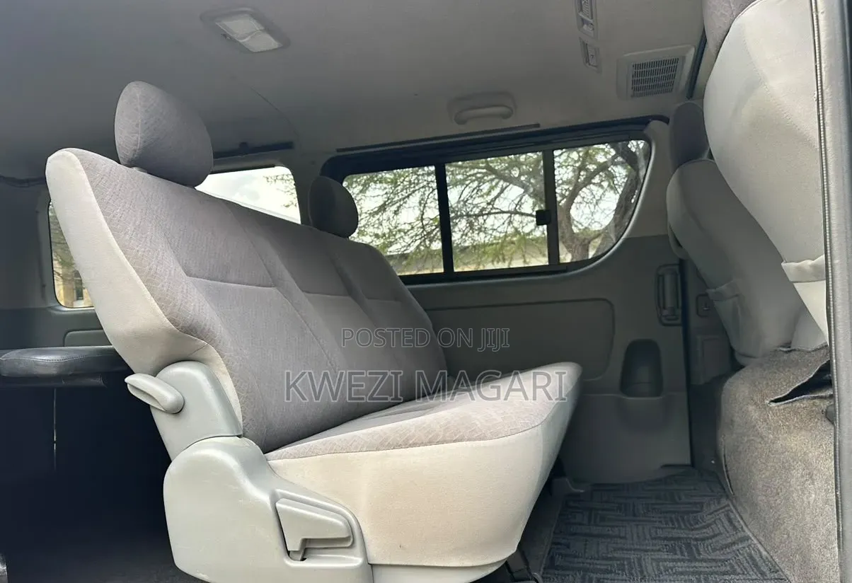 Toyota Quantum 2007 Black