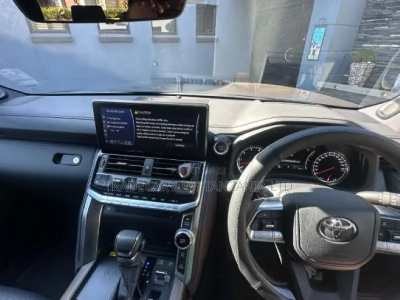 Toyota Land Cruiser 2024 Gray