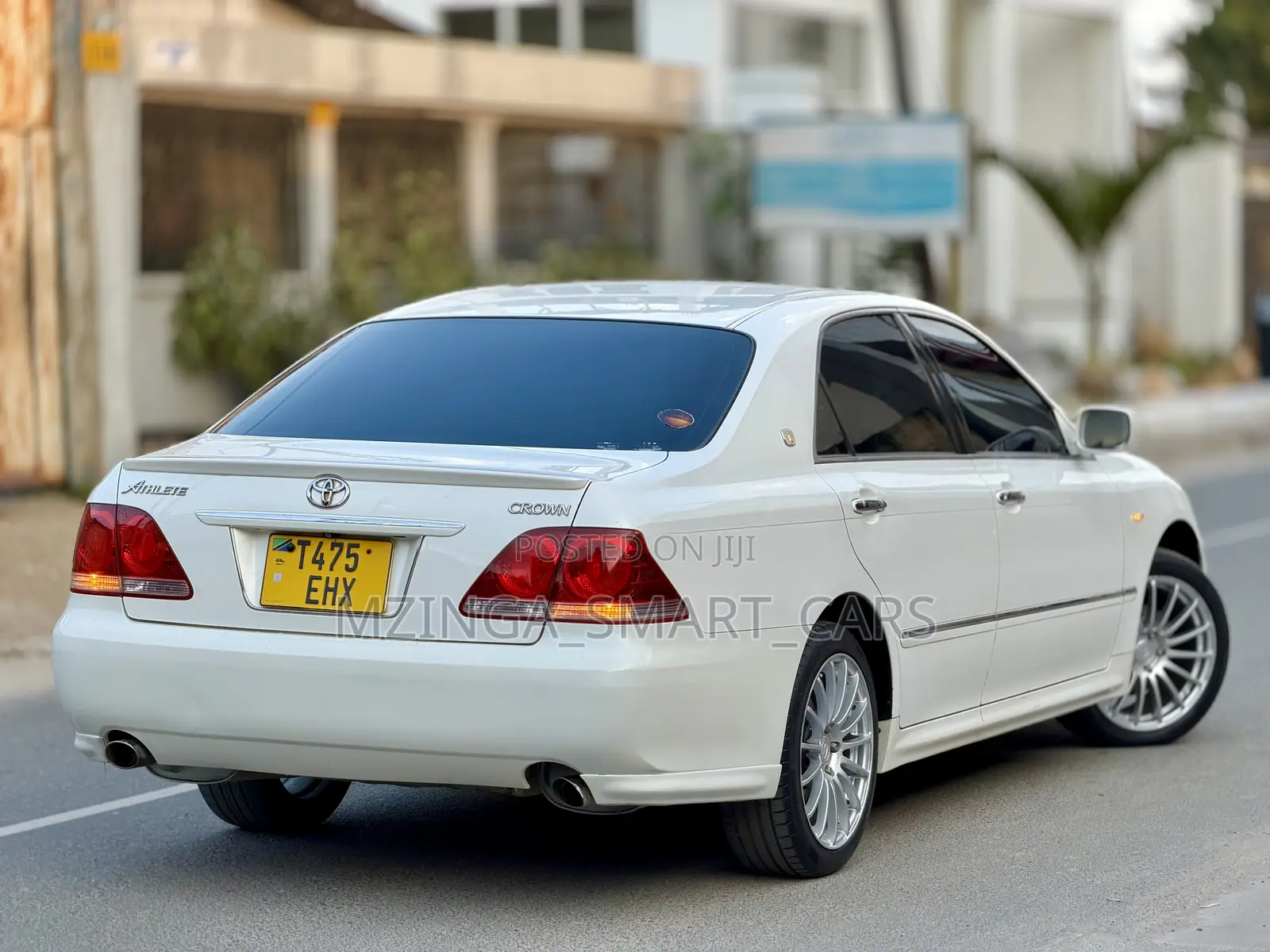 Toyota Crown Royale 2005 White