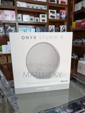 Onyx Studio 9