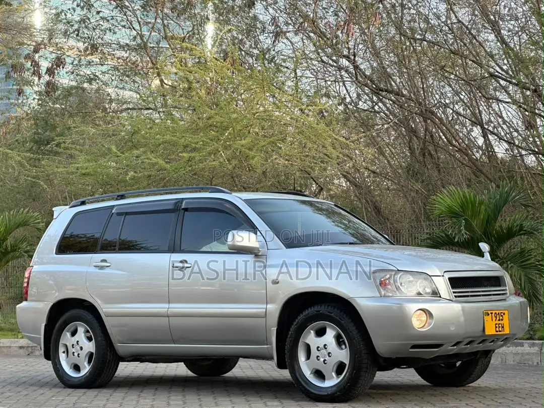 Toyota Kluger 2002 Silver