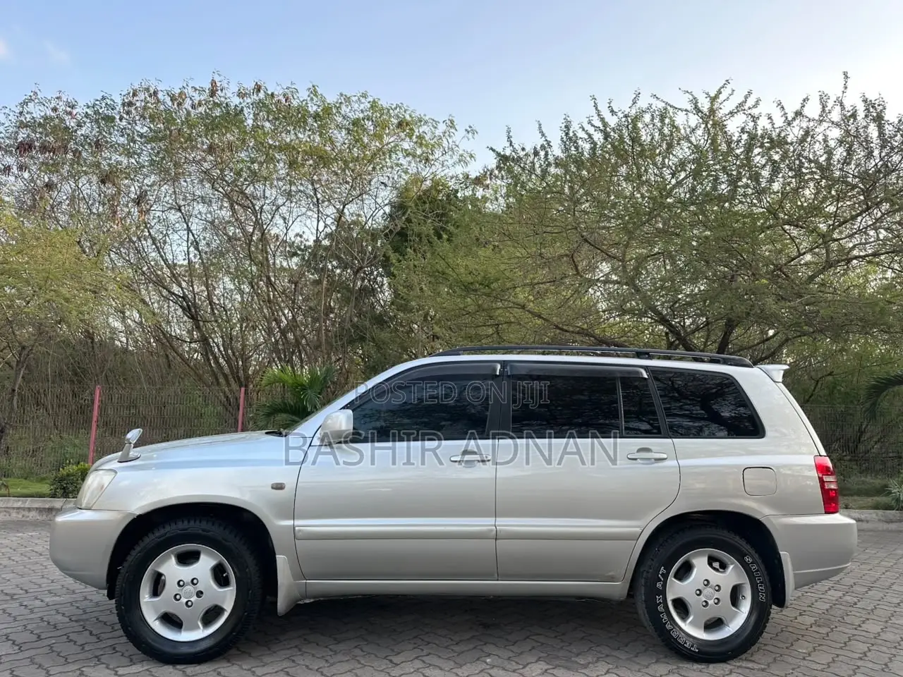 Toyota Kluger 2002 Silver