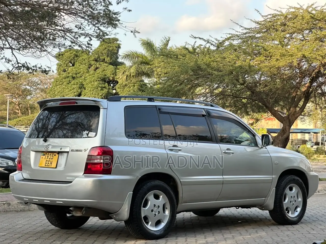 Toyota Kluger 2002 Silver
