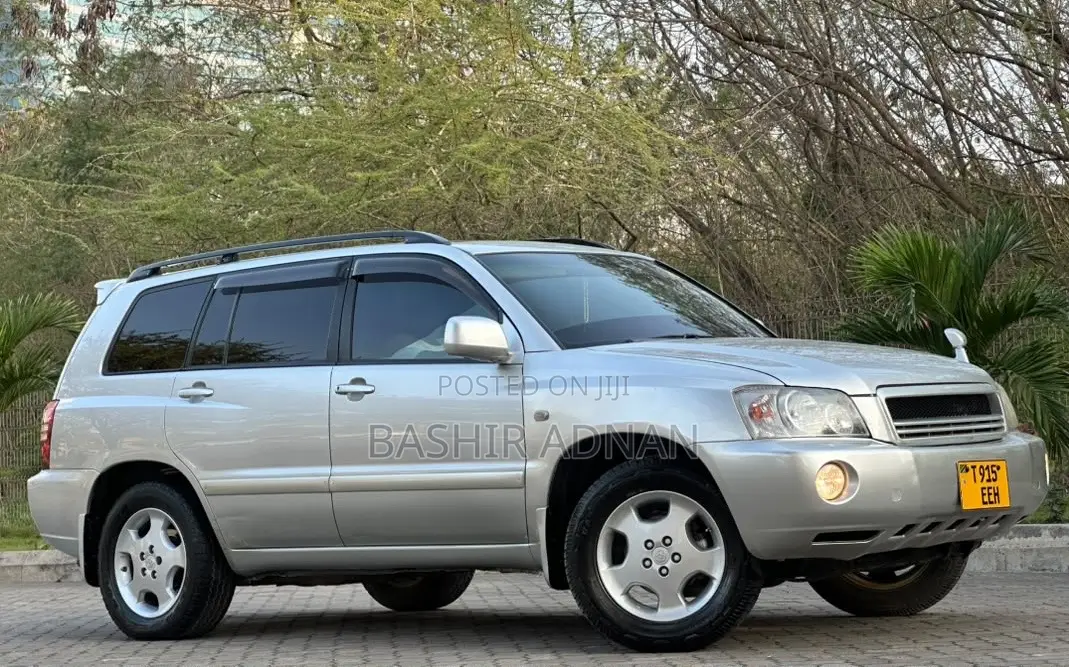 Toyota Kluger 2002 Silver