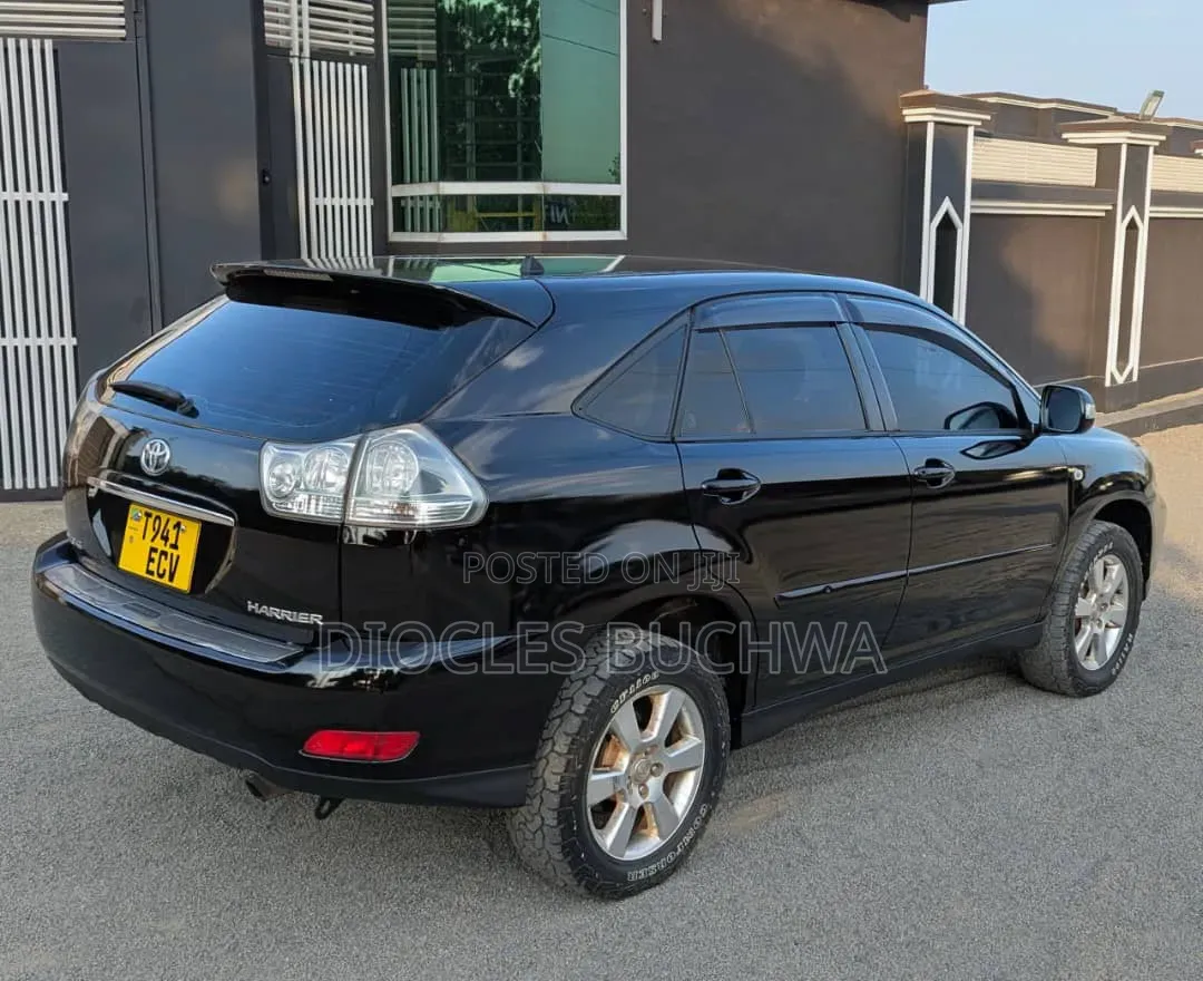 Toyota Harrier 2005 Black