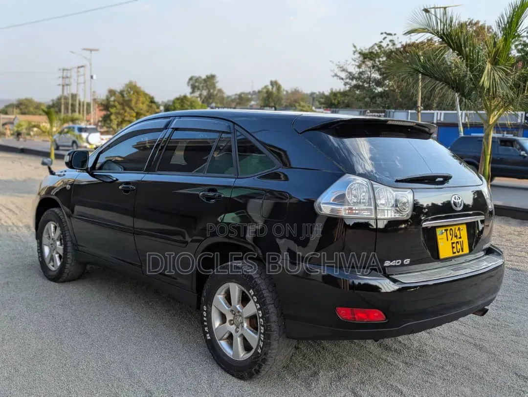 Toyota Harrier 2005 Black